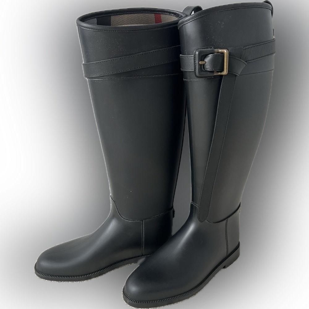 Burberry Belted Equestrian Black Rain Boots